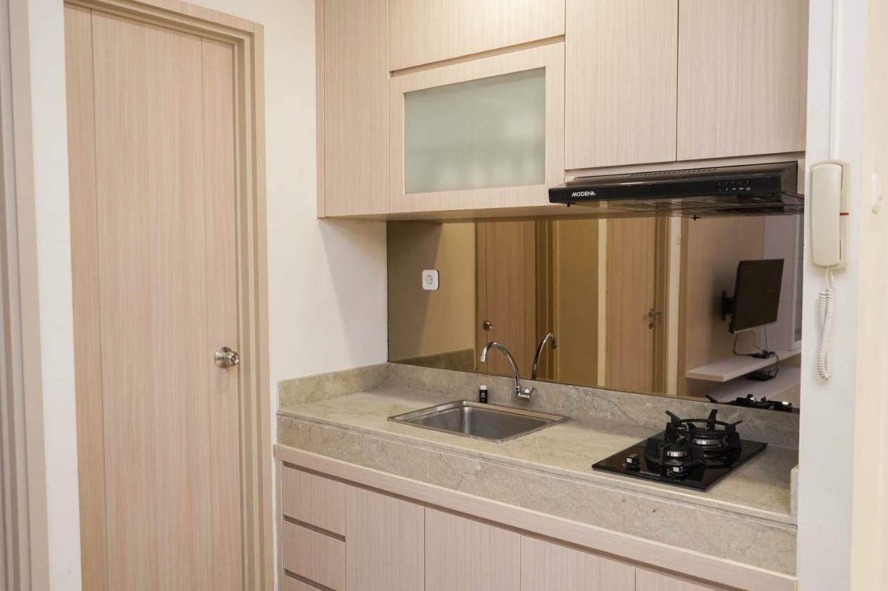 2br At Elpis Near Ancol And Kemayoran By Travelio * Jakarta